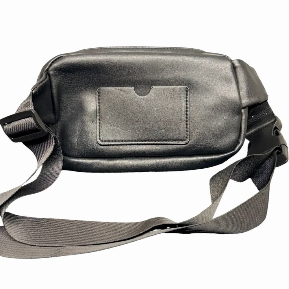 Steve Madden Black Faux Leather Belt Bag / Crossbody Fanny Pack Adjustable Strap - Picture 5 of 7
